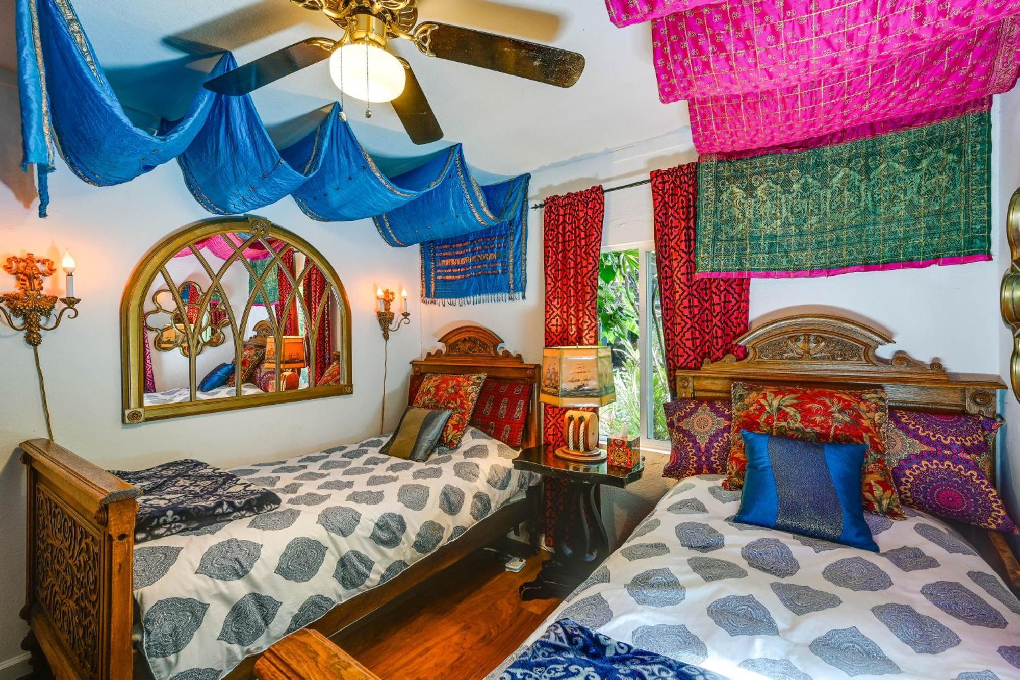 Bohemian Wonderland Benicia Bungalow With Pergola! Exteriör bild
