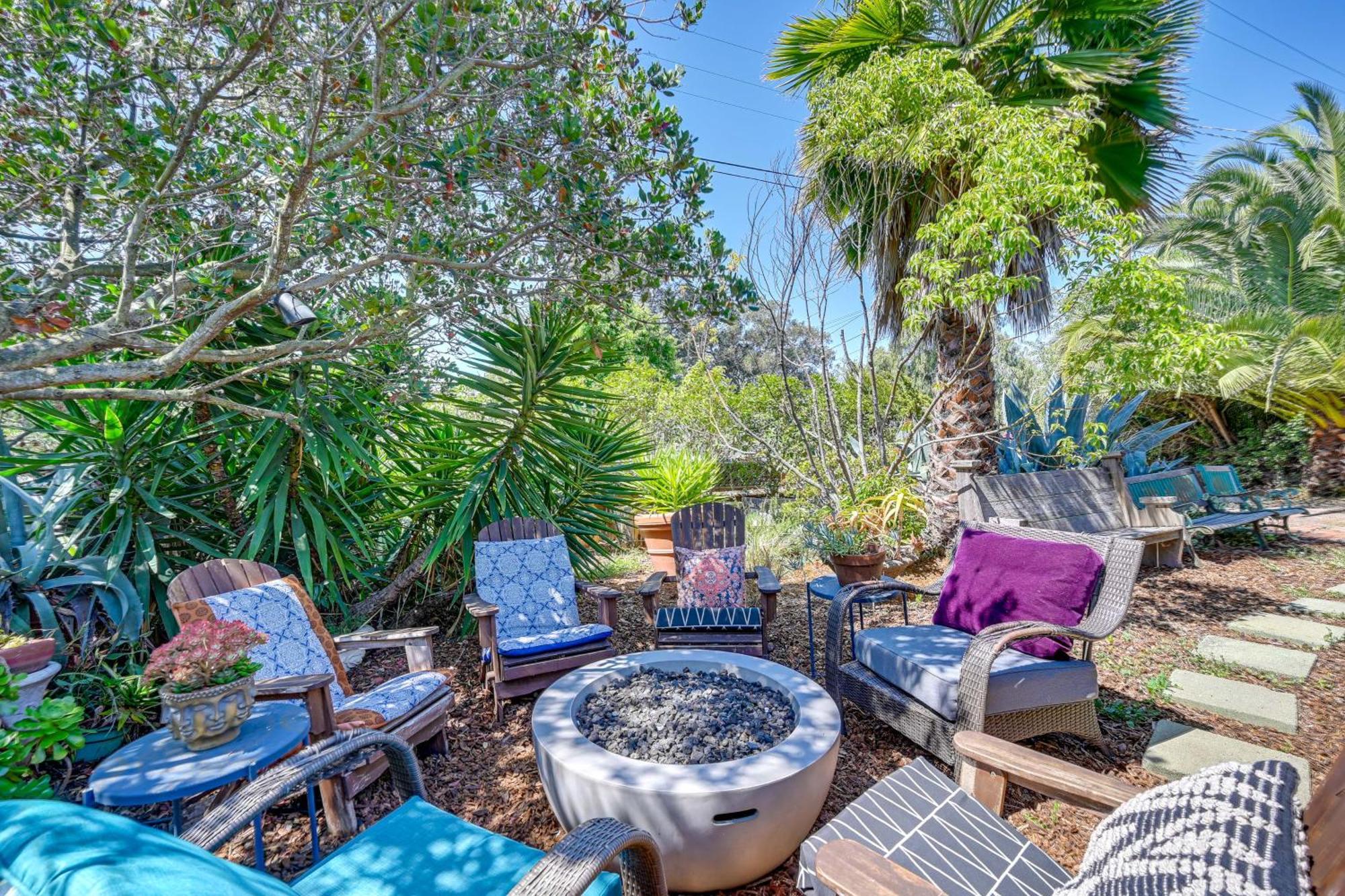 Bohemian Wonderland Benicia Bungalow With Pergola! Exteriör bild